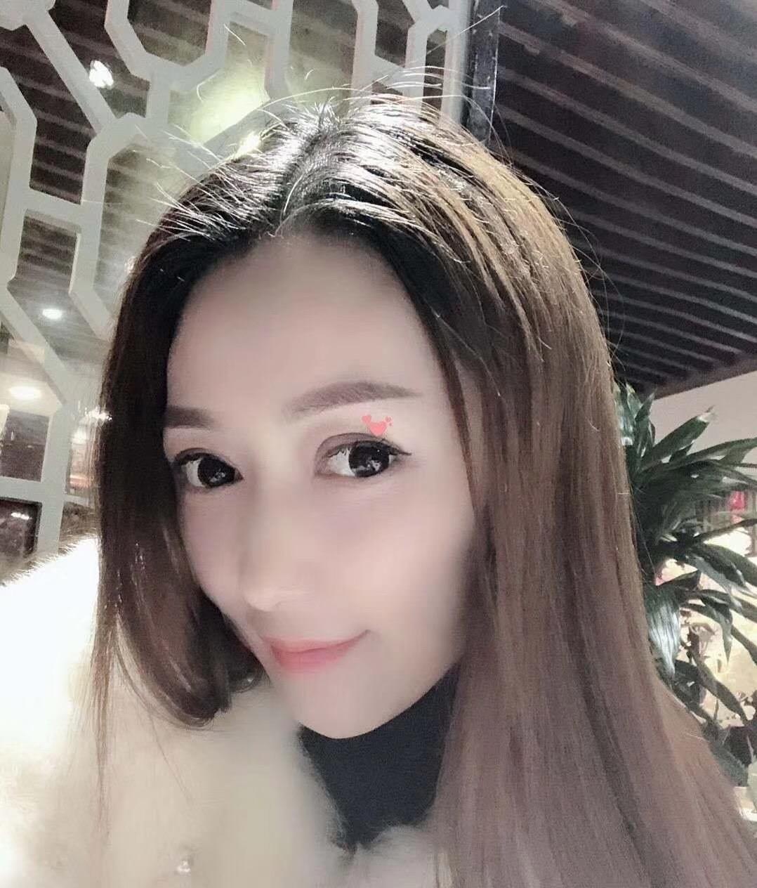 白嫩长腿妹子，南山小可可