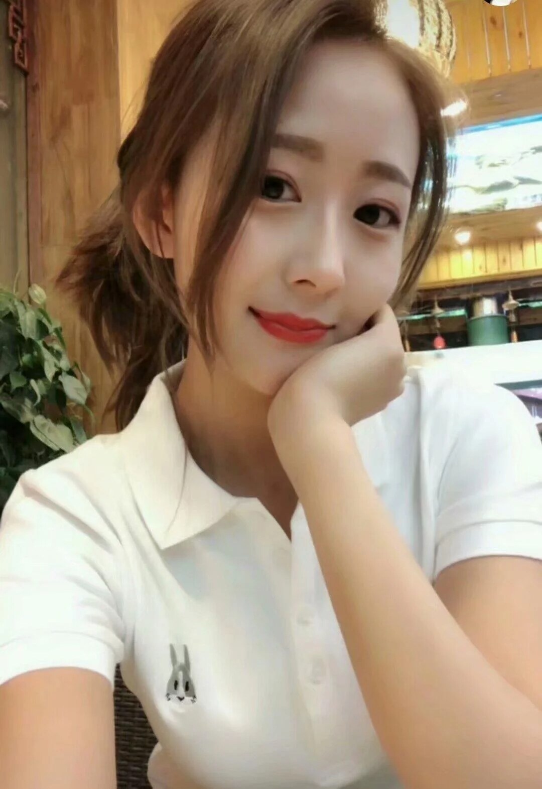气质好的小姐姐，让你欲罢不能