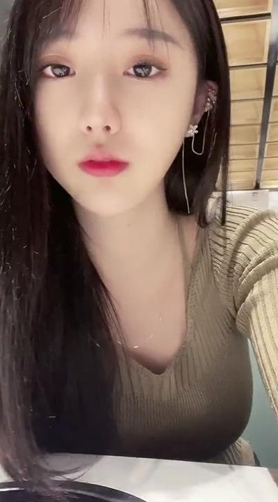 纯情小女生，爱的有情调，会动，很舒服
