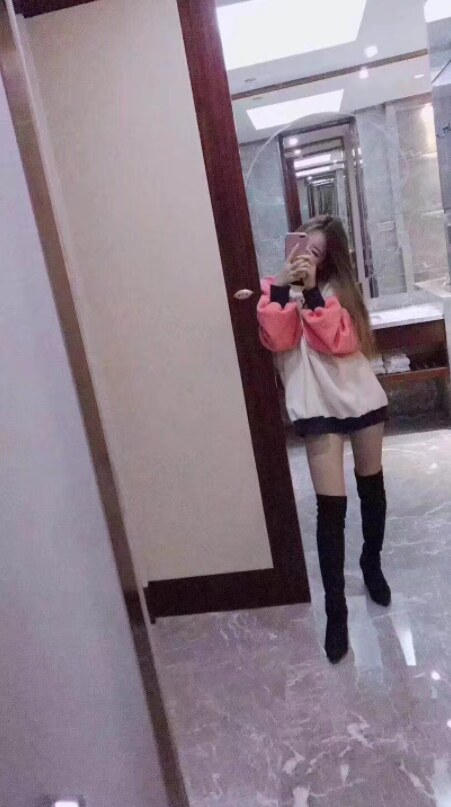 情场偶遇清纯嫩妹小米饭