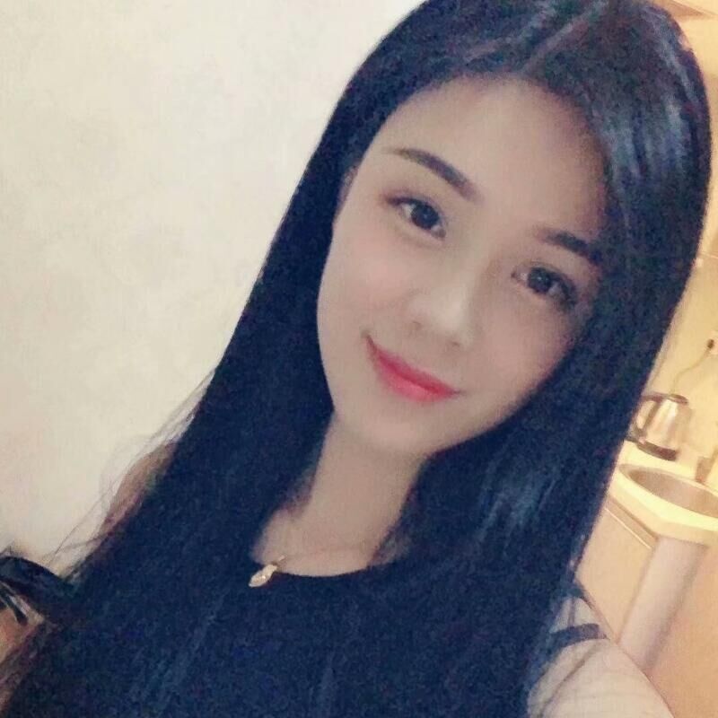 甜美大奶妹，口交窗边后入大力抽插,表情非常诱人