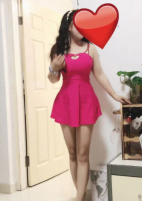 卖红酒的风骚少妇，很风骚