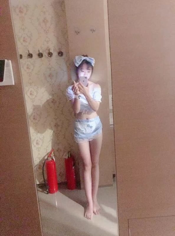 热情周到的小学妹，很哇塞的服务