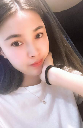 胸大水多，插进去热乎乎的