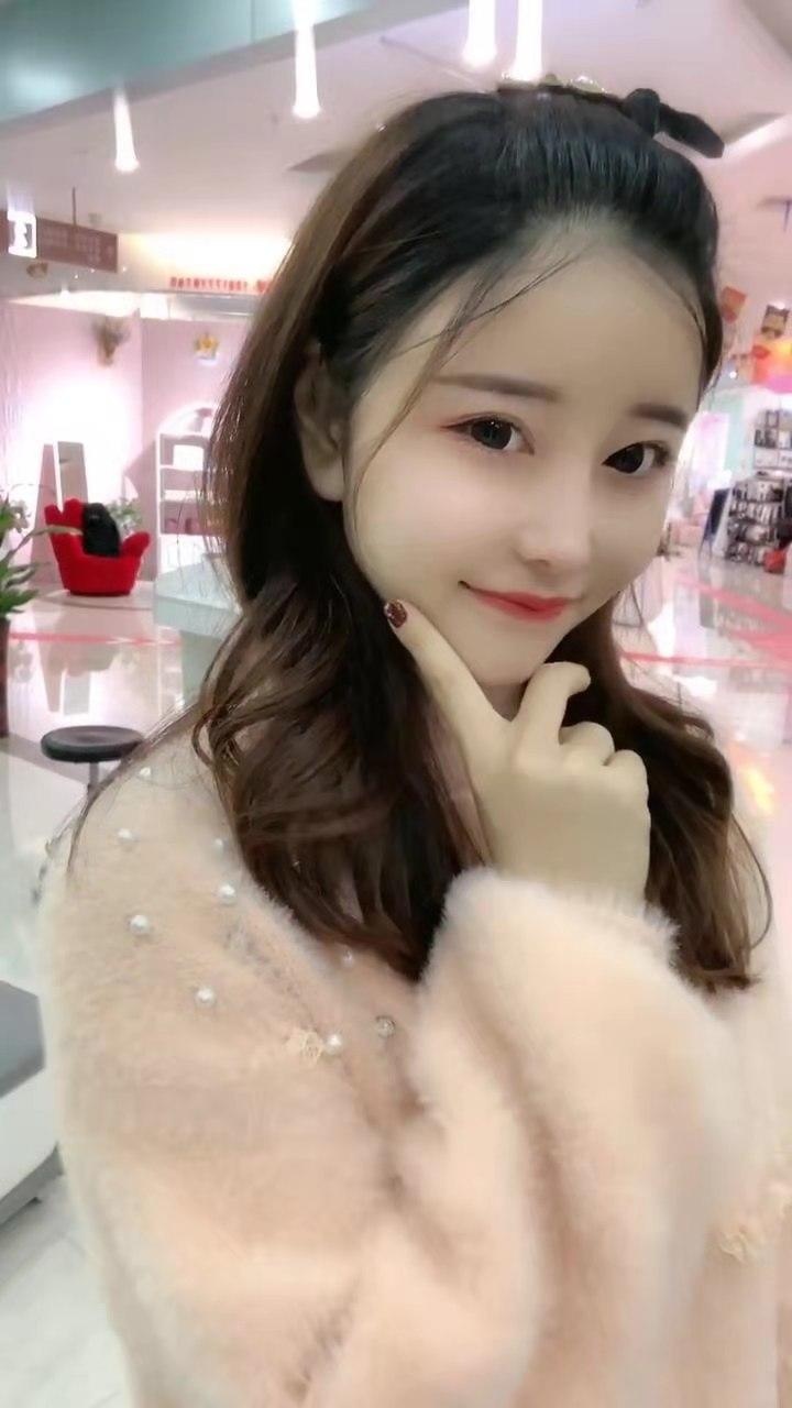 长腿小嫩妹，人间尤物