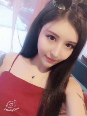 逼紧粉嫩，看着清纯的小仙女