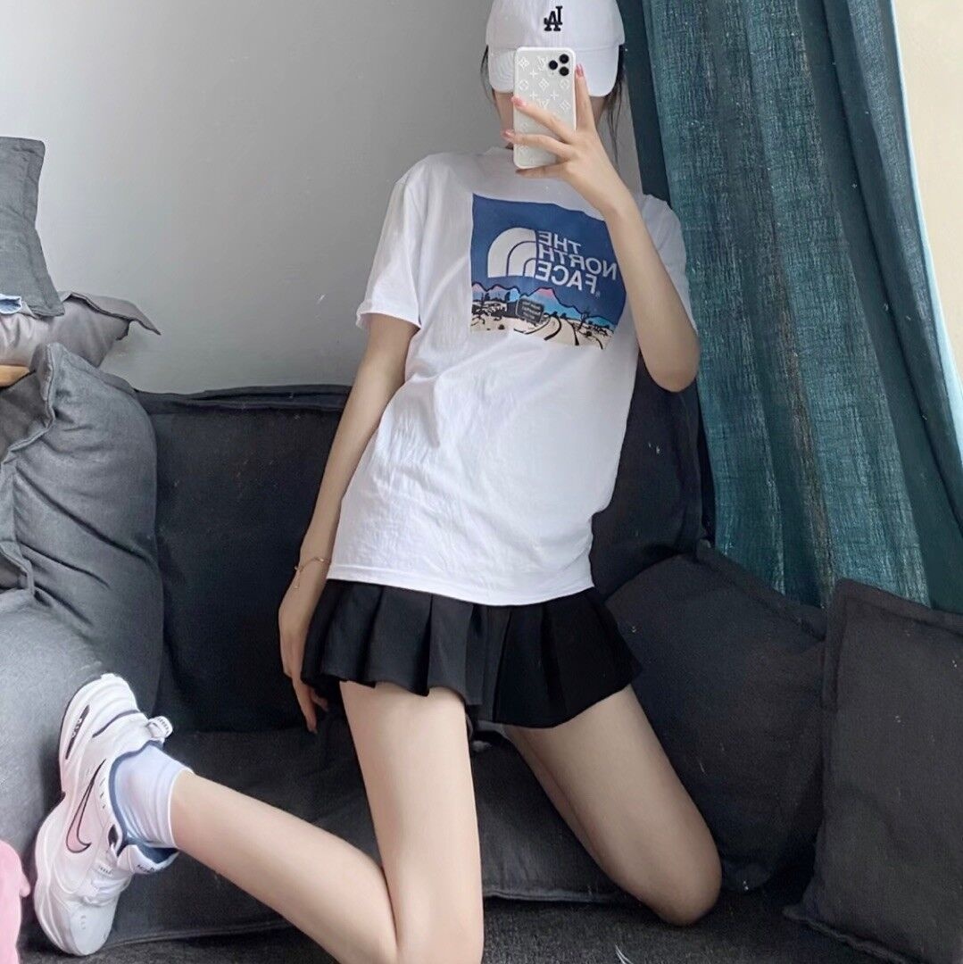 颜值还行的长腿妹子，活好的很