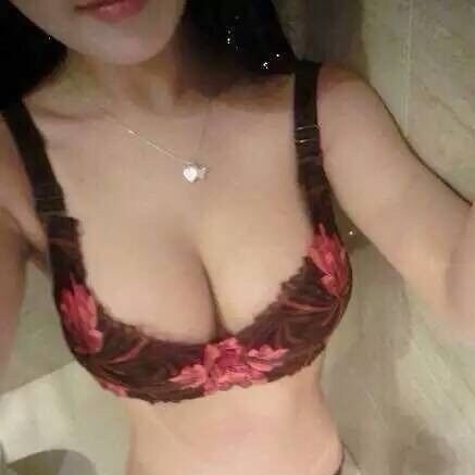 性格火辣的大胸美女，很爽
