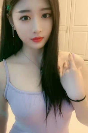 粉嫩湿滑，水多下面紧的小姐姐