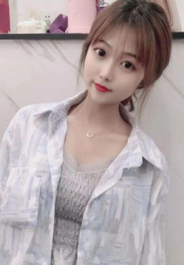 胸大手感极好的，萌妹子佳琪