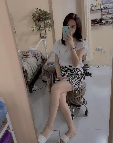 温柔又贴心的嫩妹子