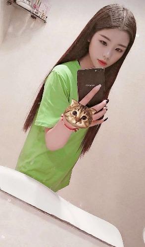 妹子的口活不错，服务很认真，很嫩