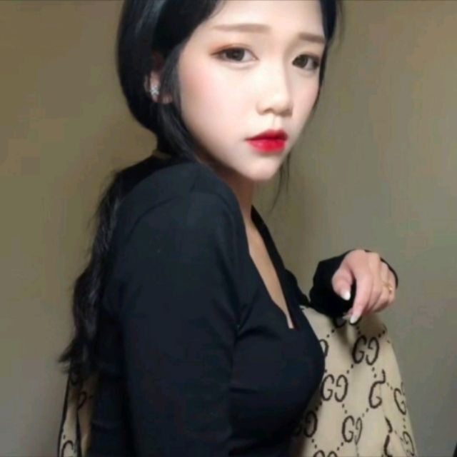 性感的轻熟少妇，服务姿势多，很爽