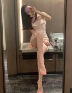 呻吟声让人欲火焚身的名媛，服务超爽