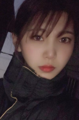极品美女高挑大长腿
