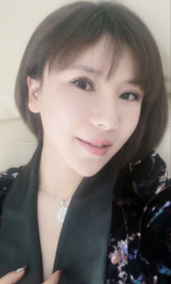 气质好像日本女优，身材完美，体验极爽