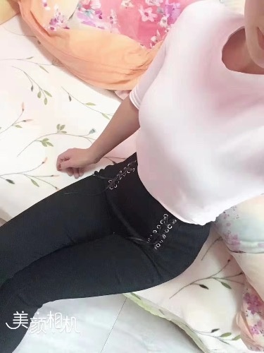 胸很大，声音甜，服务态度好