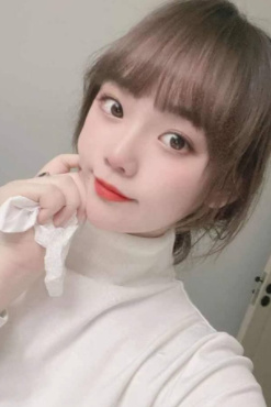 细腰高挑，不错的妹子，身材很棒