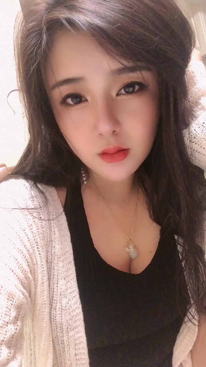 波大腰细，身材正点，活好，舒服