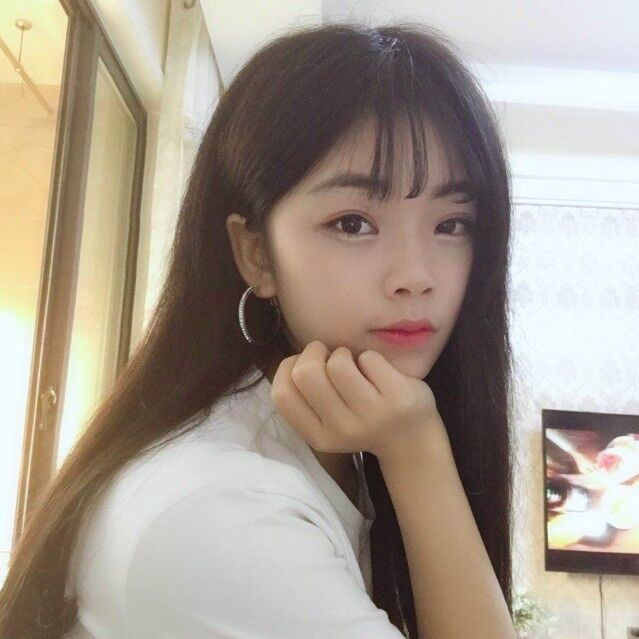 体验一个胸很软的学生妹子
