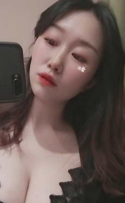 欲求不满的小骚逼，服务非常好