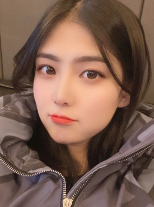 刚大学毕业的美女姐姐，身材好，极品妹子
