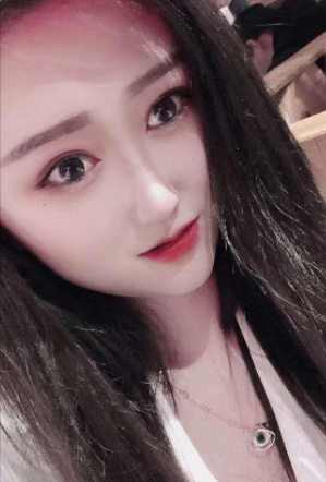 小姐姐服务态度好，颜值非常的靓丽
