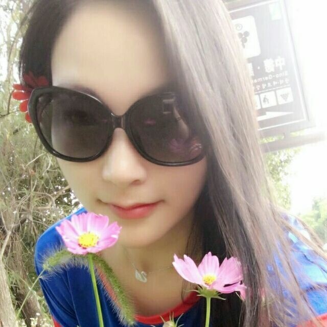 服务可以的，很骚，性价比高