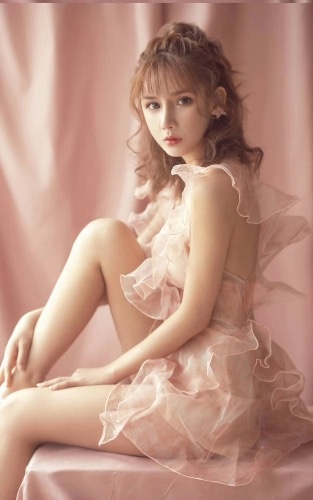 体验比较好的长腿妹子，柔美，性感