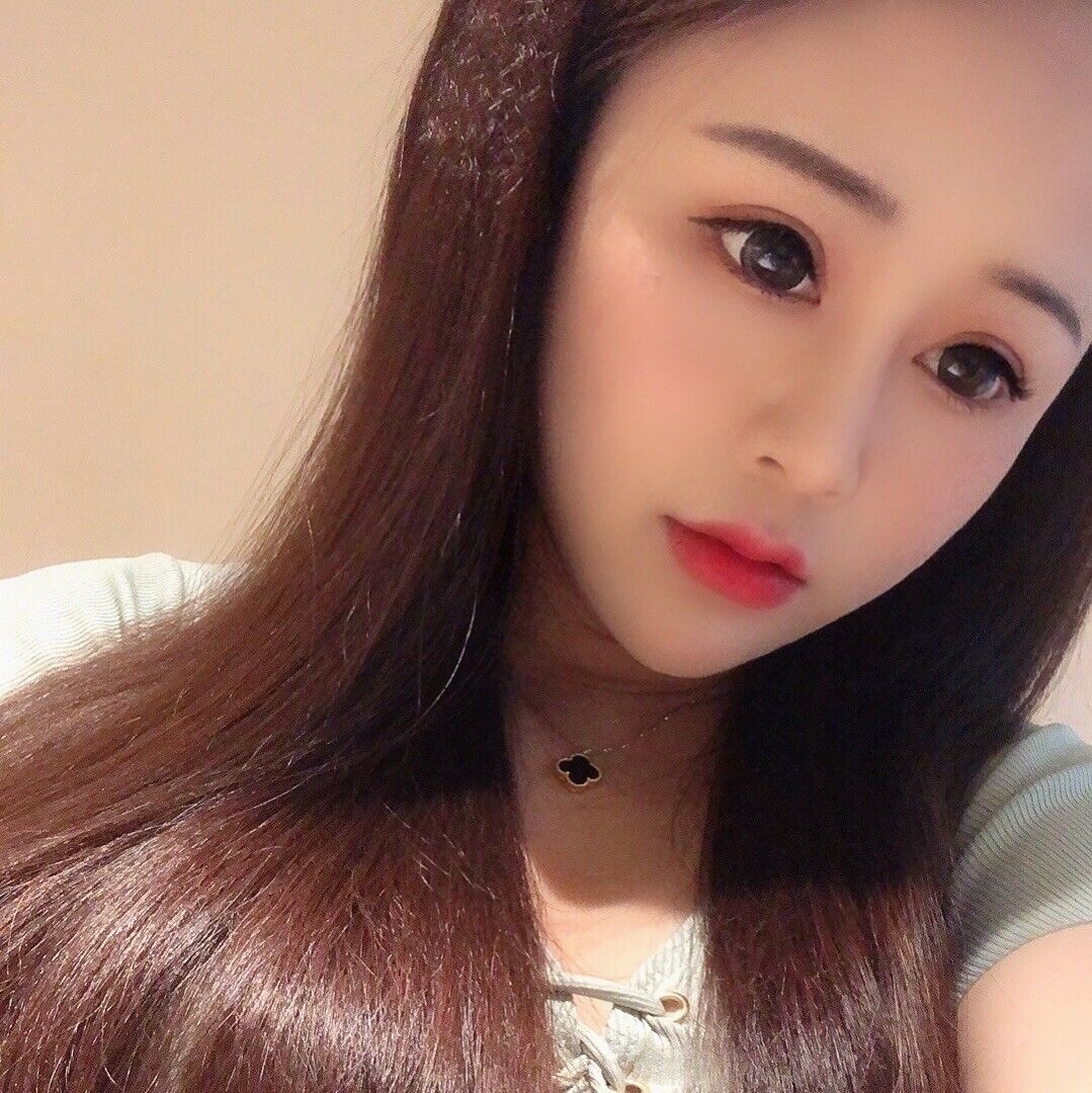 身材很苗条，长得也很漂亮，完美情人