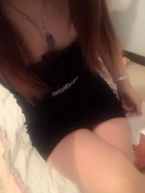 推荐一个丝袜妹子，不一样的刺激