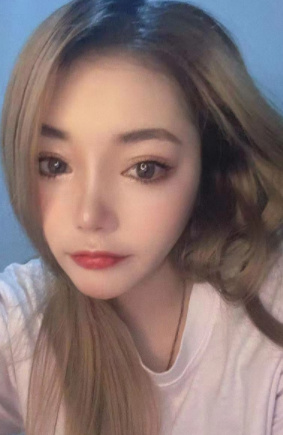 让人很有感觉的一个年轻妹子