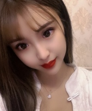 小嫩妹性格温柔，皮肤白皙 深喉无敌