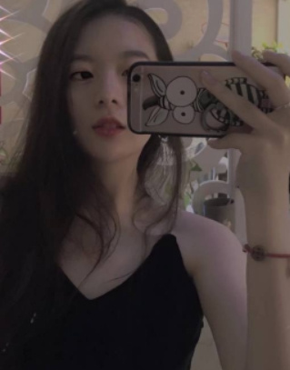 服务很细的可爱小妹