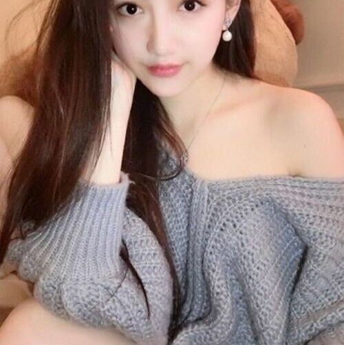 体验大长腿美女，手法娴熟，活好