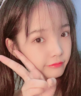 朋友介绍的粉嫩妹子，很赞