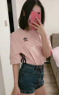 身材长相都不错的服务型妹子