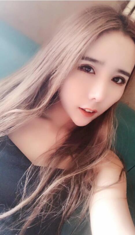 朋友推荐的小嫩妹，服务超赞，值得尝试