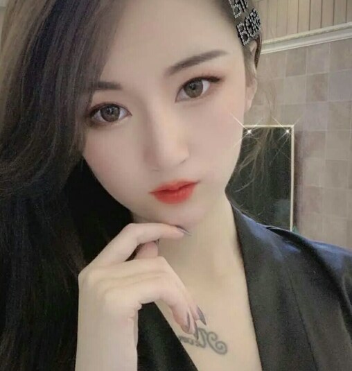 分享一个可以车震的嫩妹