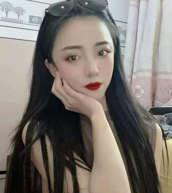 晚上找到的嫩妹子，啪啪很爽