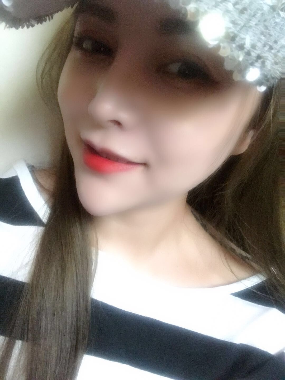 体验不错的时尚美女，服务不机车
