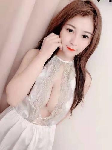 巨乳小姐姐，等你征服呢，嘿嘿