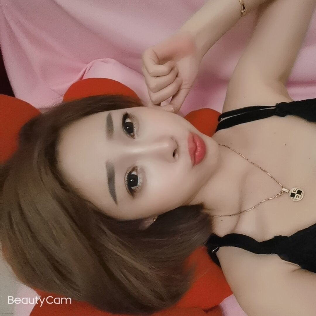 长得比较耐看的少妇，会撩人，活很好