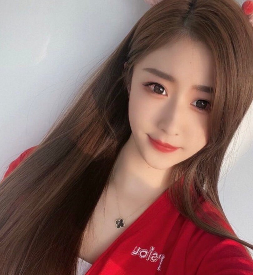 刚入行的嫩妹，很诱人
