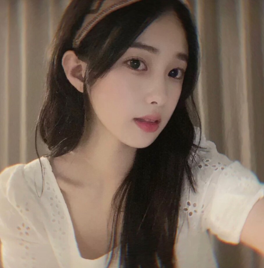 妹子很漂亮，身材也好，很值