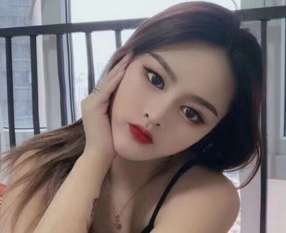 朋友推荐的不错的妹子