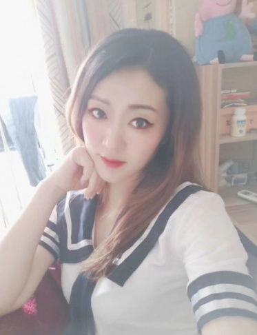 丝袜高跟足交，制服很舒服