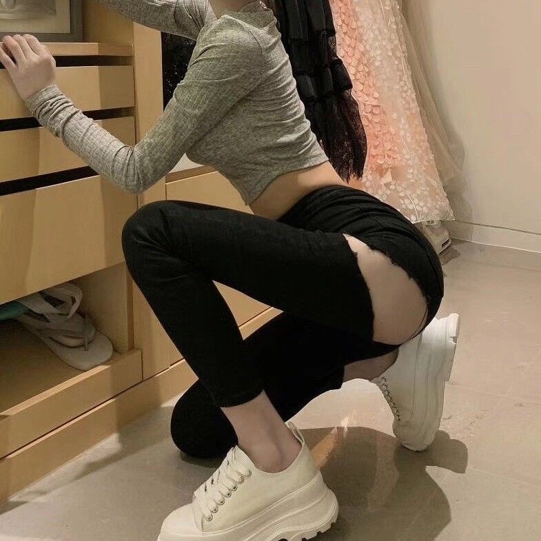 性感的大胸小姐姐