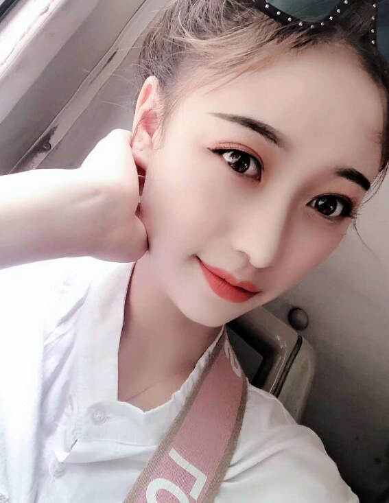 很卡哇伊的兼职，制服很舒服