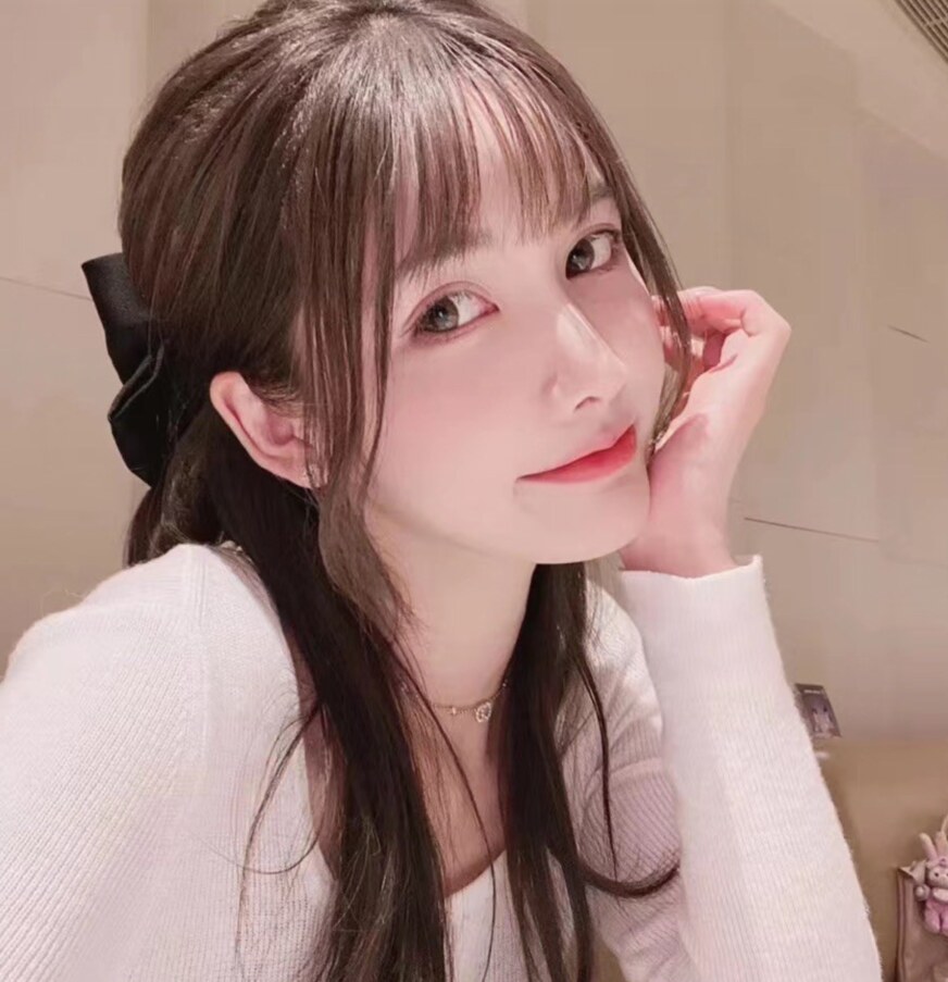 让人意犹未尽的肤白貌美小姐姐